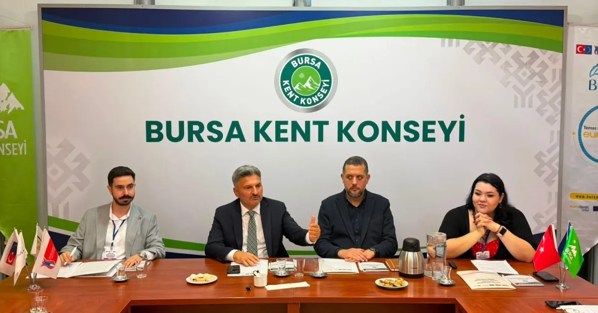 Bursa’da Gençler Afetlere Karşı Dayanıklılık Için Harekete Geçti (3)