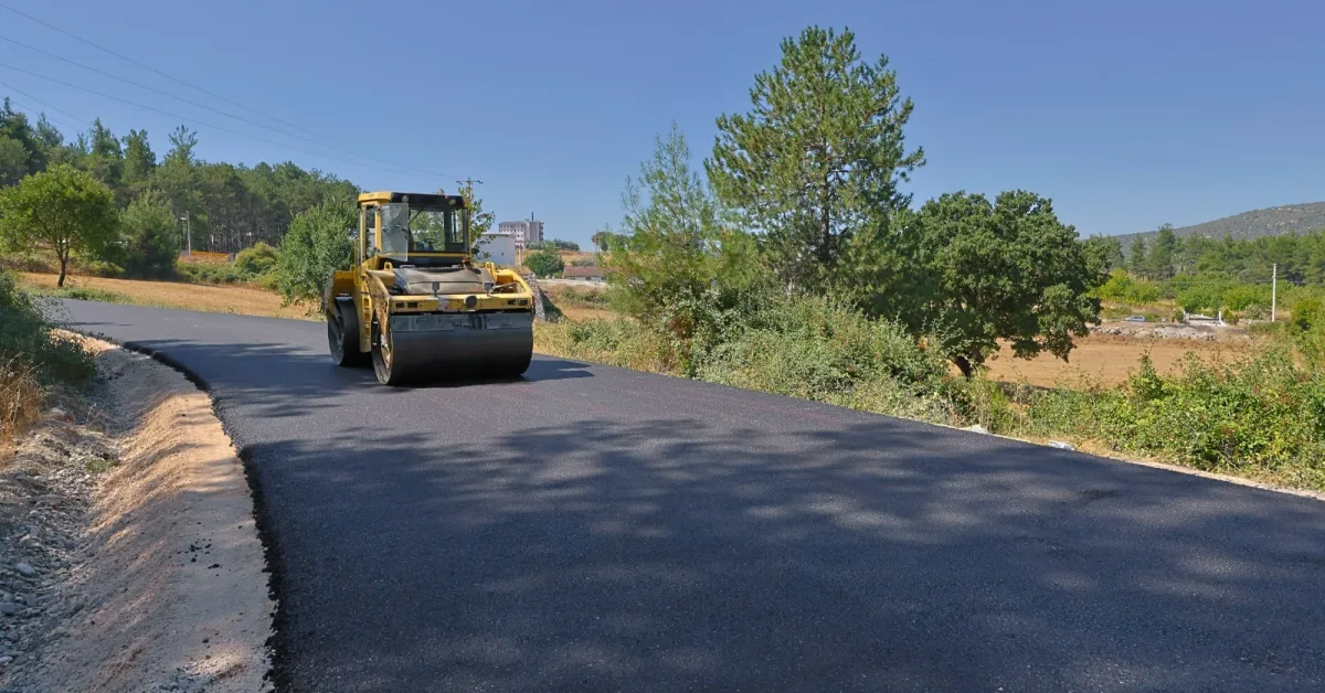 Bursa’da Orhaneli’nin 1,5 Kilometrelik Bağlantı Yolu Yenilendi (3)