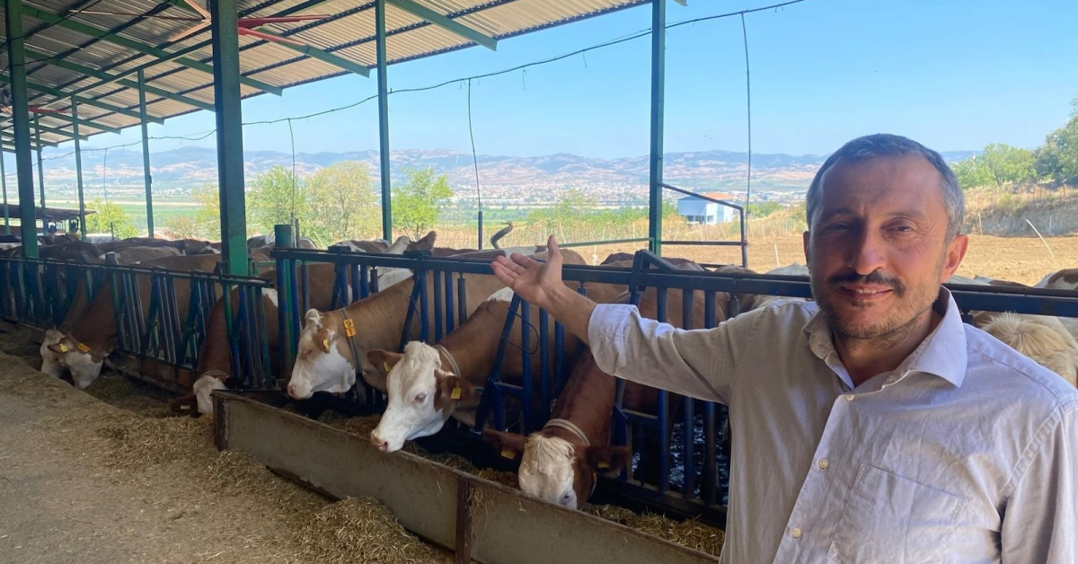 Bursa’da Süt Üretiminde Teknoloji Dönemi Hayvanlar 7 Gün 24 Saat Takip Ediliyor (2)
