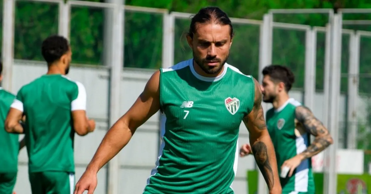 Bursaspor, Fatih Karagümrük Maçı Için İstanbul’a Gitti (2)