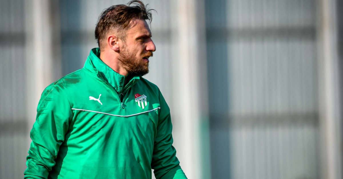 Bursaspor'da Yeni Sezon Öncesi Sakatlık Şoku! (1)