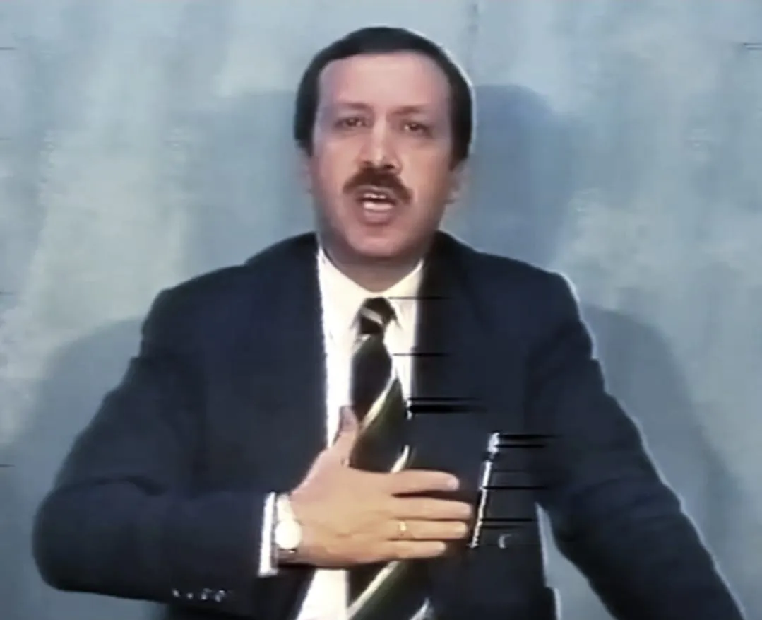 Cumhurbaşkanı Erdoğan'ın 32 Yıl Önceki Konuşması Gün Yüzüne Çıktı (1)