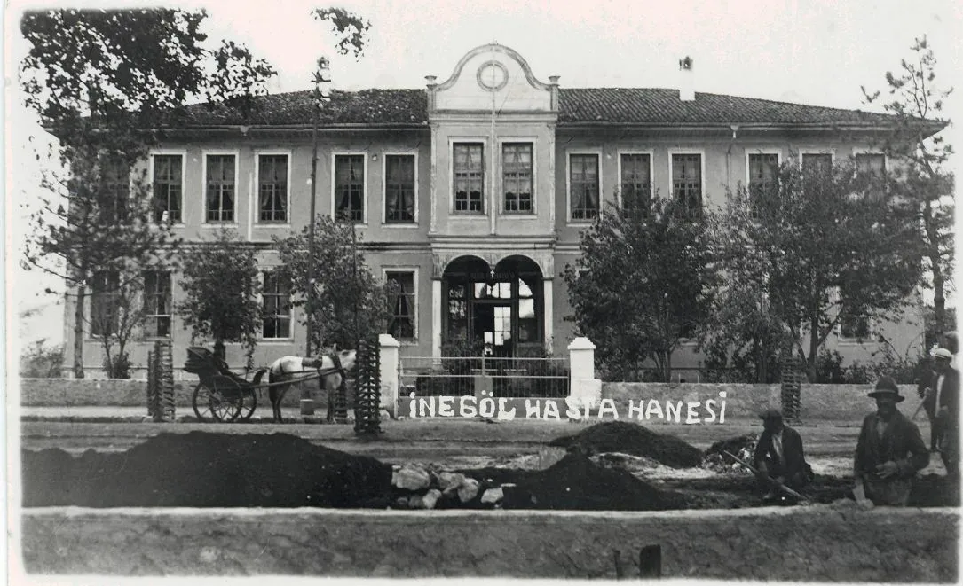 Devlet Hastanesi̇ Çi̇men Cami̇i̇ (8)