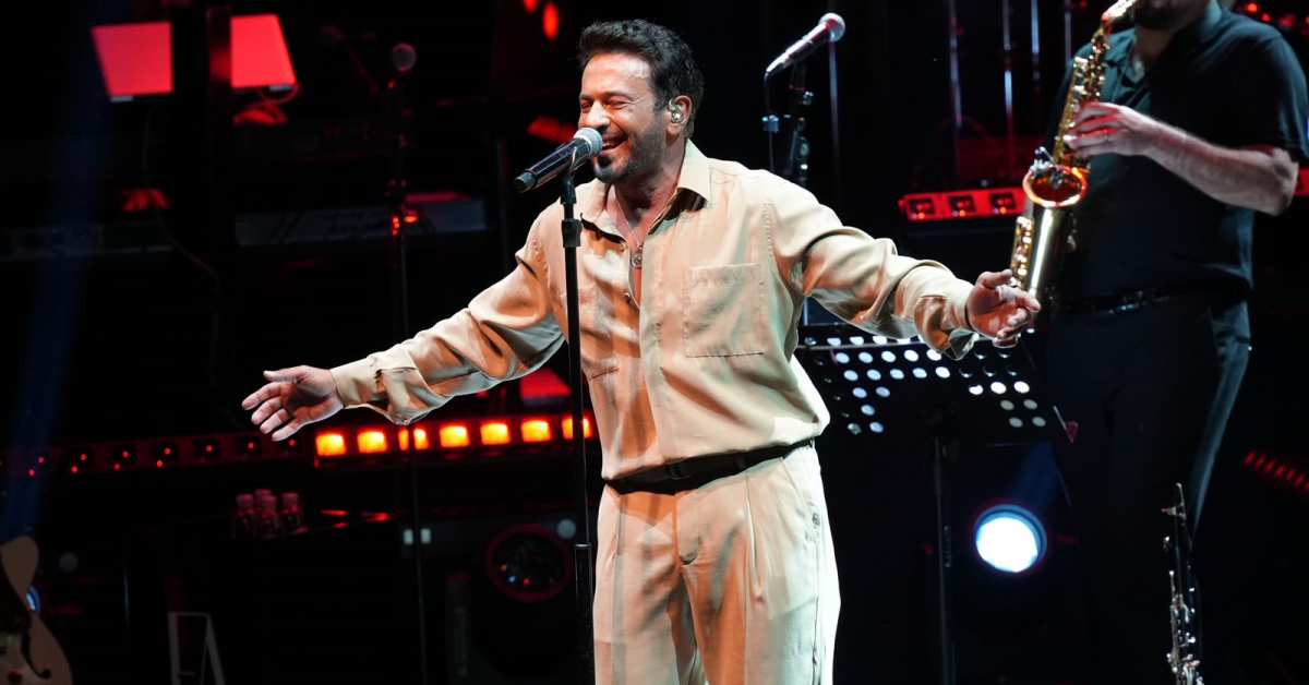 Emre Altuğ’dan Bursa Festivali’nde Coşkulu Konser (1)