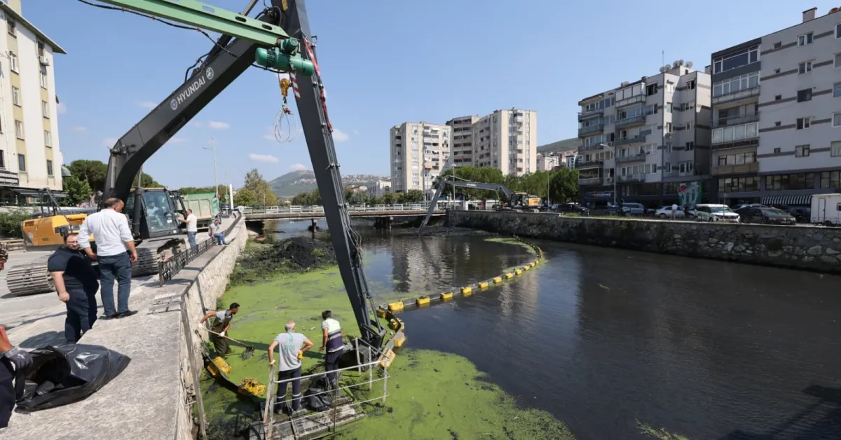Gemlik’te Karsak Ve Çarşı Derelerinde 4 Kilometrelik Temizlik Çalışması (5)