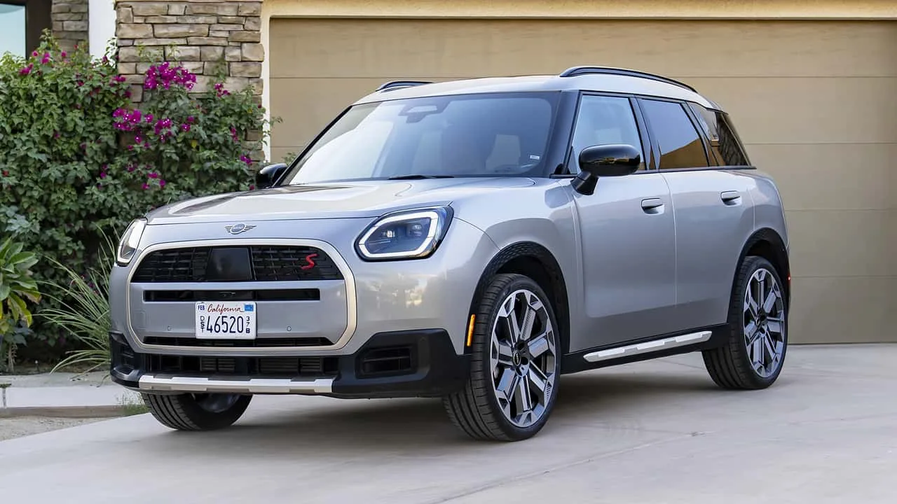 Genç Gazete Ağustos 2026 Mini Fiyatları Güncellendi! İşte Cooper, Cabrio Ve Countryman Modellerinin Yeni Fiyatları (1)
