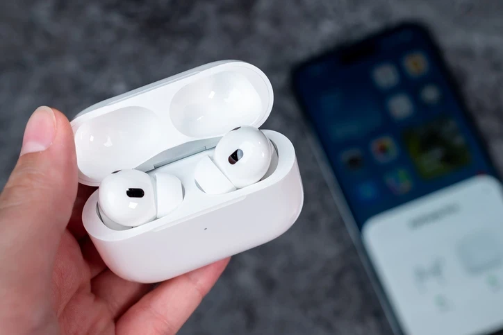 Genç Gazete Apple’dan Büyük Sürpriz İddiası! Kameralı Airpods Ultra Geliyor (2)