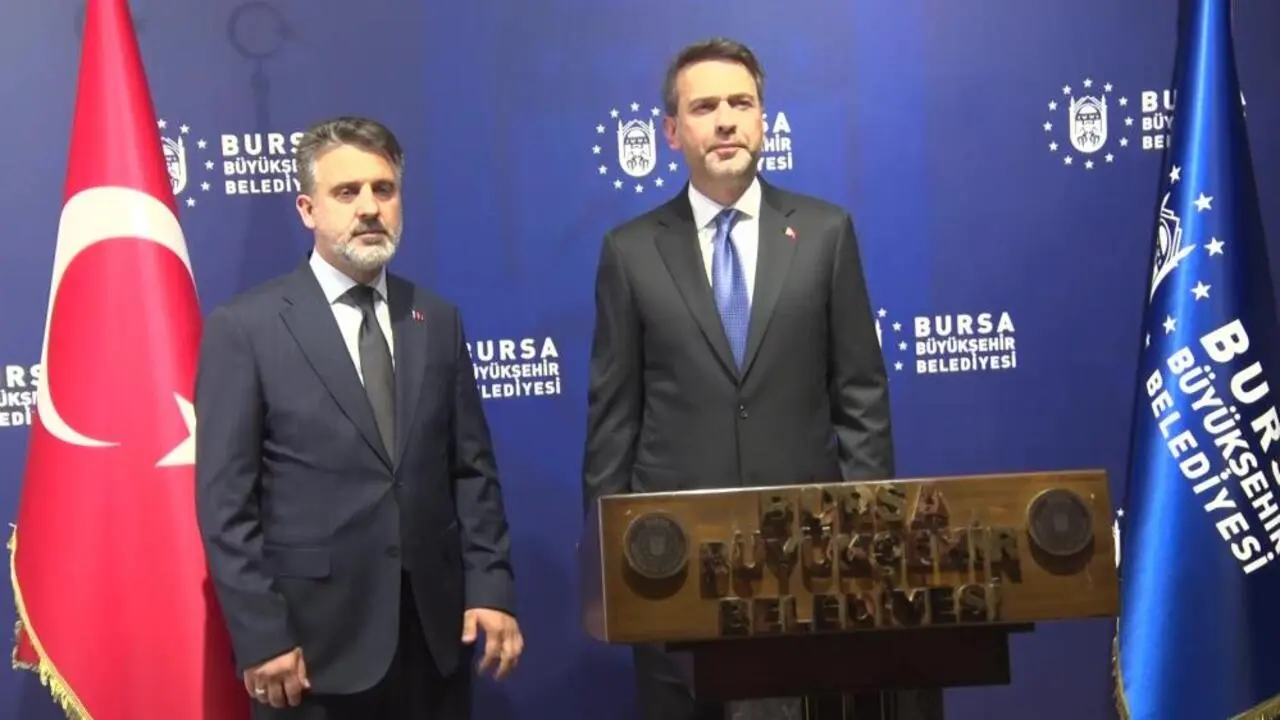 Genç Gazete Bakan Bayraktar Bursa’da Valilik Ve Büyükşehir Belediyesine Ziyaret (3)