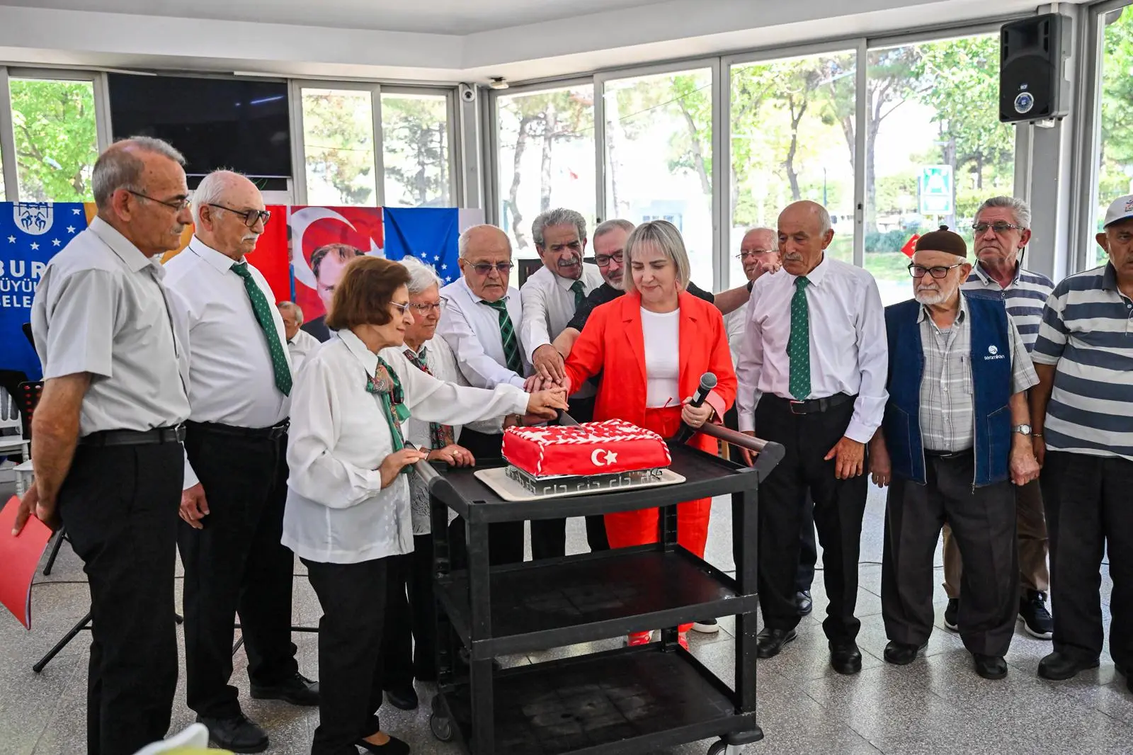 Genç Gazete Bursa’da 7’Den 70’E Zafer Bayramı Coşkusu (1)