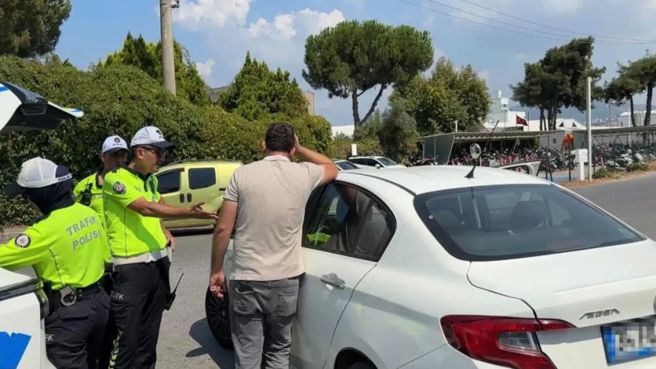 Genç Gazete Bursa’da Korsan Taksicilikte “Arkadaşız De” Taktiği Pahalıya Patladı (2)