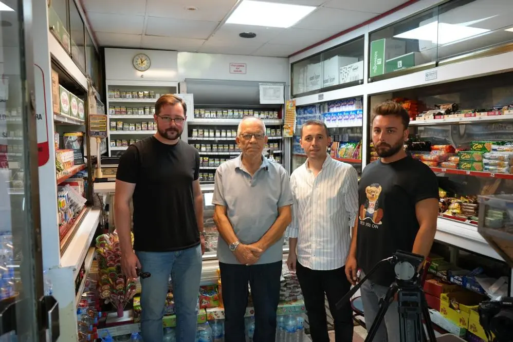 Genç Gazete Bursa’da Yaklaşık 60 Yıldır Aynı Dükkânda Kahve Kokusu! Hasan Gülbağ’ın Hikâyesi Belgesel Oldu (2)