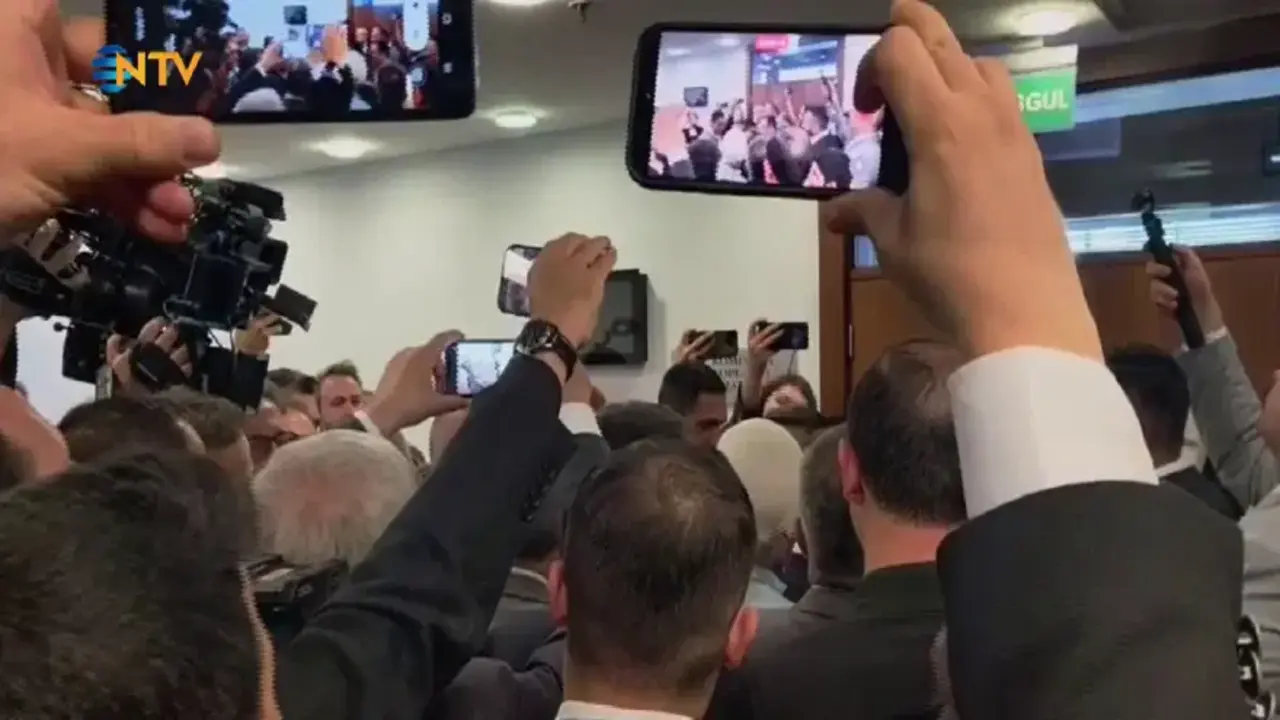 Genç Gazete Çerçeve Yasa Mesaisi Gergin Başladı! Komisyon Önünde Tartışma Çıktı (2)