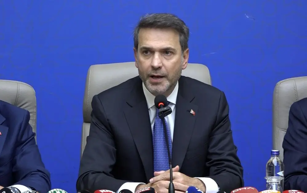 Genç Gazete Enerji Bakanı Bayraktar “Arz Güvenliği Milli Güvenliğin Temelidir” (1)