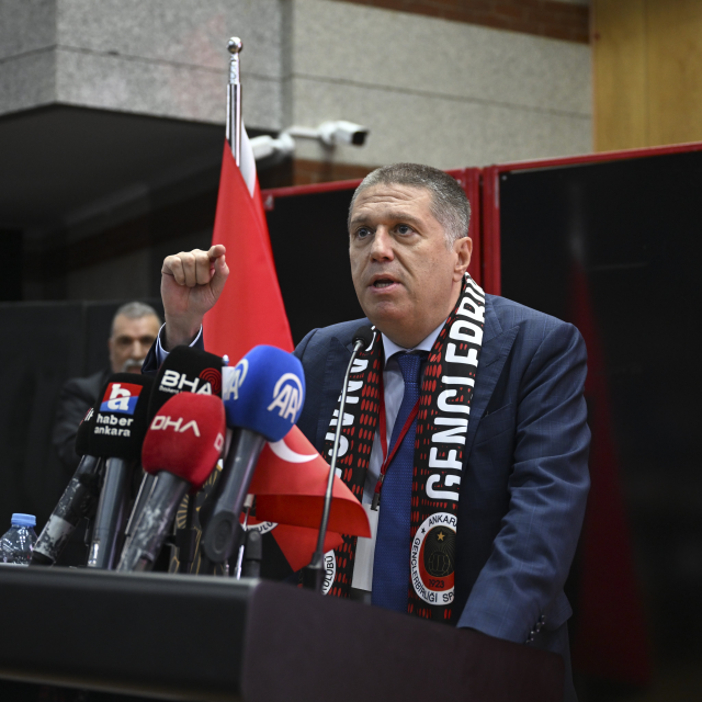 Genç Gazete Gençlerbirliği’nden Lukaku’ya Açık Davet “Başımızın Üstünde Yeri Var” (1)