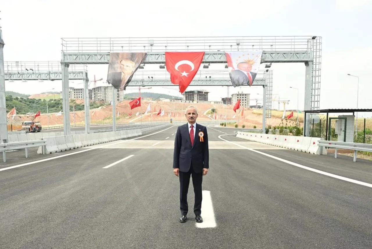 Genç Gazete Gişelerde Yeni Dönem! Serbest Geçiş Sistemi Yaygınlaşıyor (2)