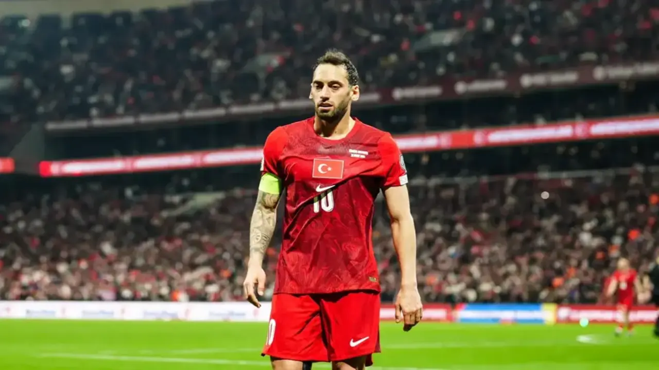 Genç Gazete Hakan Çalhanoğlu’ndan Sürpriz Açıklama! Kendimi Tff Başkanı Olarak Görüyorum (1)