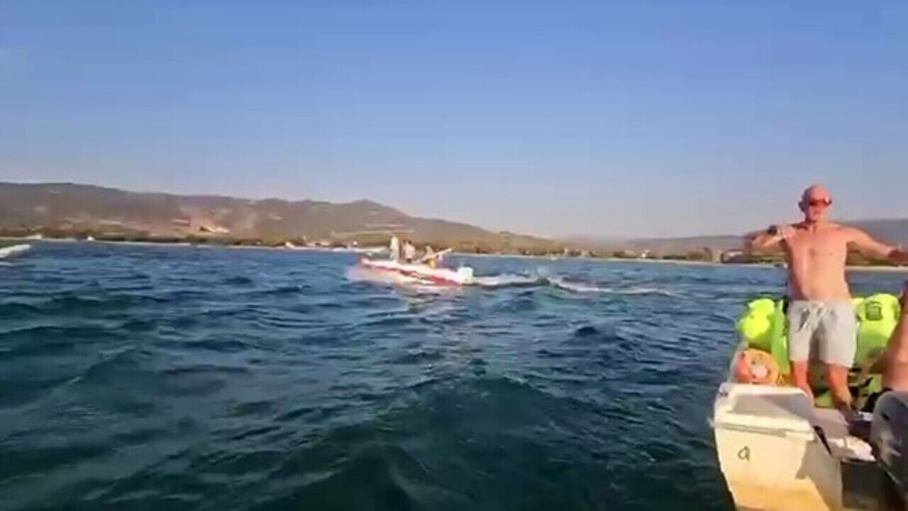 Genç Gazete İznik Gölü’nde Tekne Kazası! 3 Kişi Göle Düştü-1