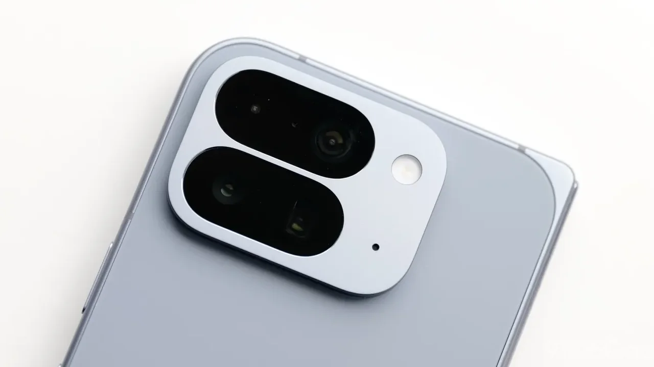 Genç Gazete Katlanabilir Telefonlarda Yeni Dönem! Google Pixel 11 Pro Fold Tanıtıldı (1)