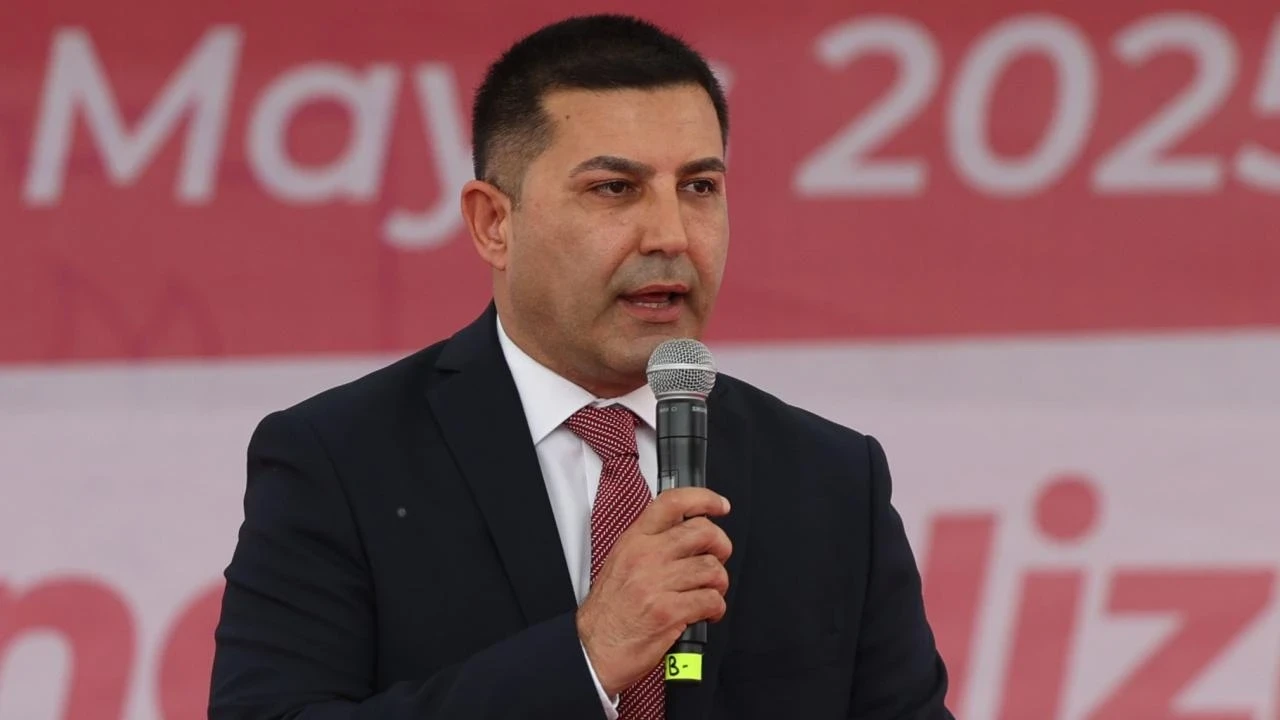 Genç Gazete Kuşadası Belediye Başkanı Ömer Günel, Chp’den Istifa Etti-1
