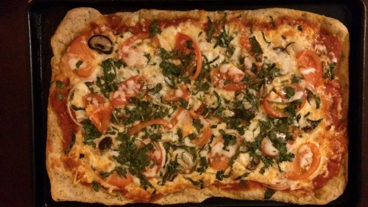 Genç Gazete Masterchef’te Tepsi Pizza Viral Oldu! Evde Tepsi Pizza Nasıl Yapılır (3)