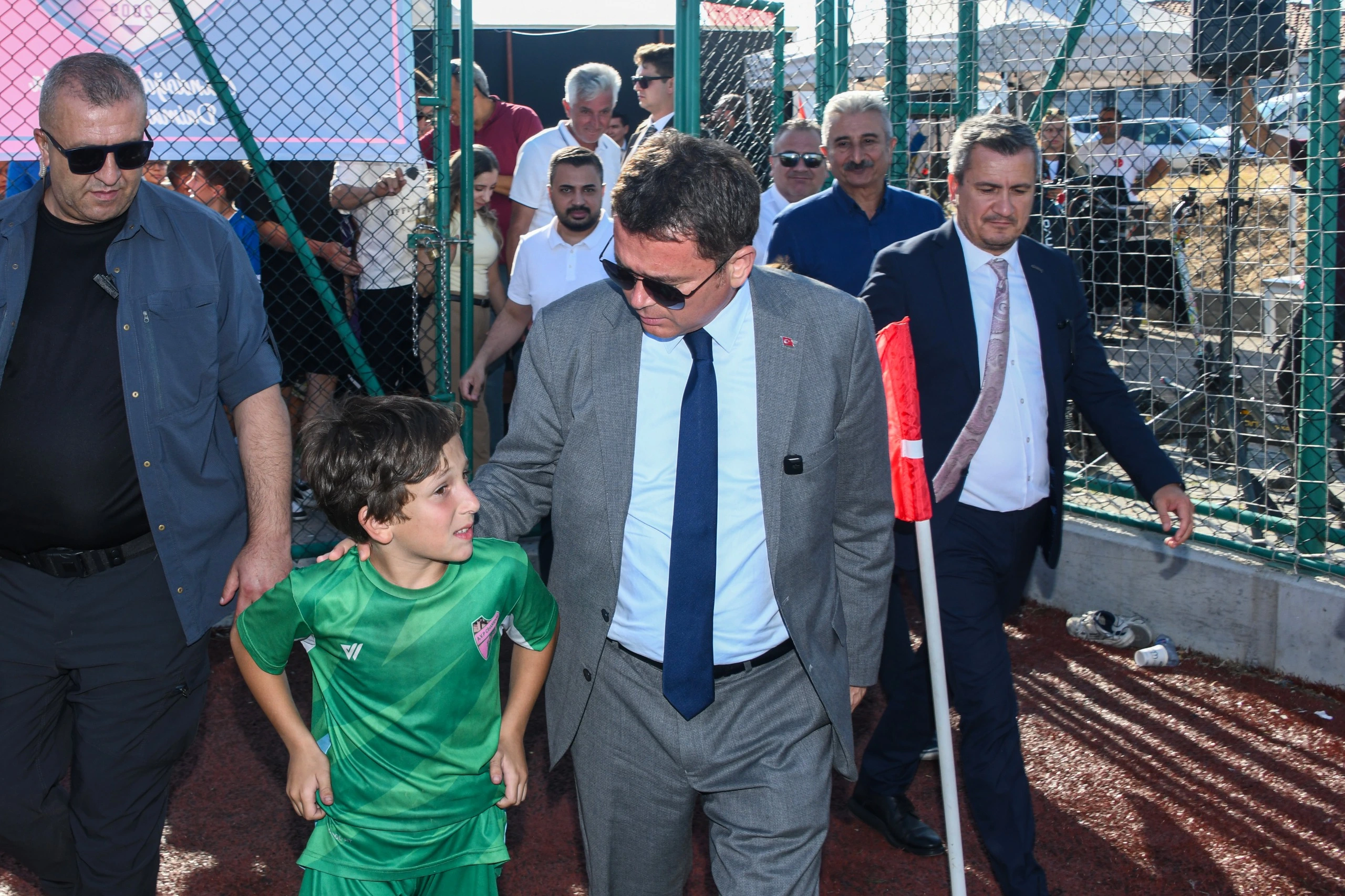 Genç Gazete Osmangazi’de Feyyaz Alptuğ Memişoğulları Anısına Dostluk Turnuvası Başladı (2)