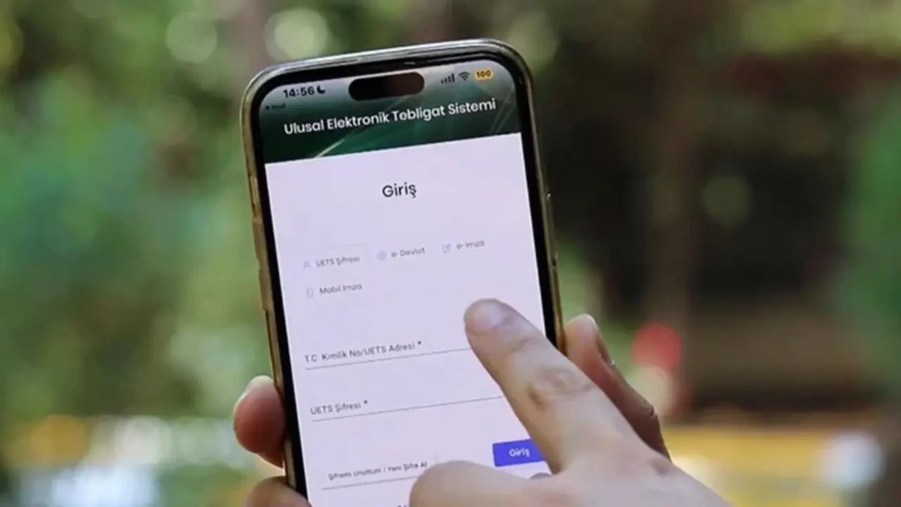 Genç Gazete Telefonunuza Gelen Bu Mesaja Dikkat! Tek Tıkla Bilgilerinizi Ele Geçiriyorlar (1)-1