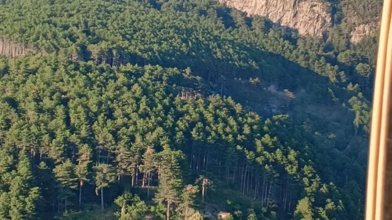 Genç Gazete Uludağ’ın Eteklerindeki Orman Yangını Kontrol Altına Alındı (2)