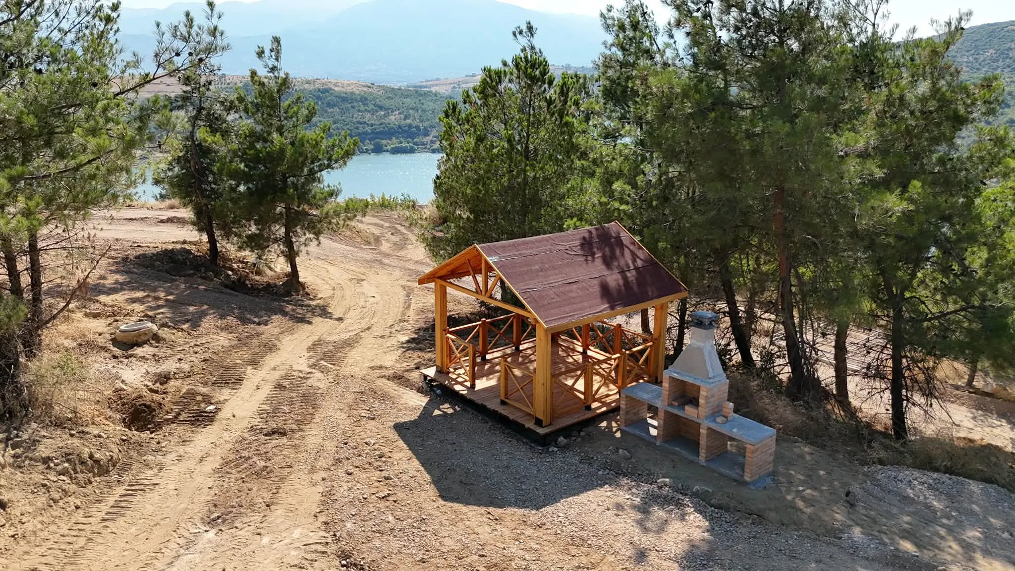 İnegöl Millet Bahçesi’nde Üst Yapı Çalışmaları Başladı (5) Gencgazete
