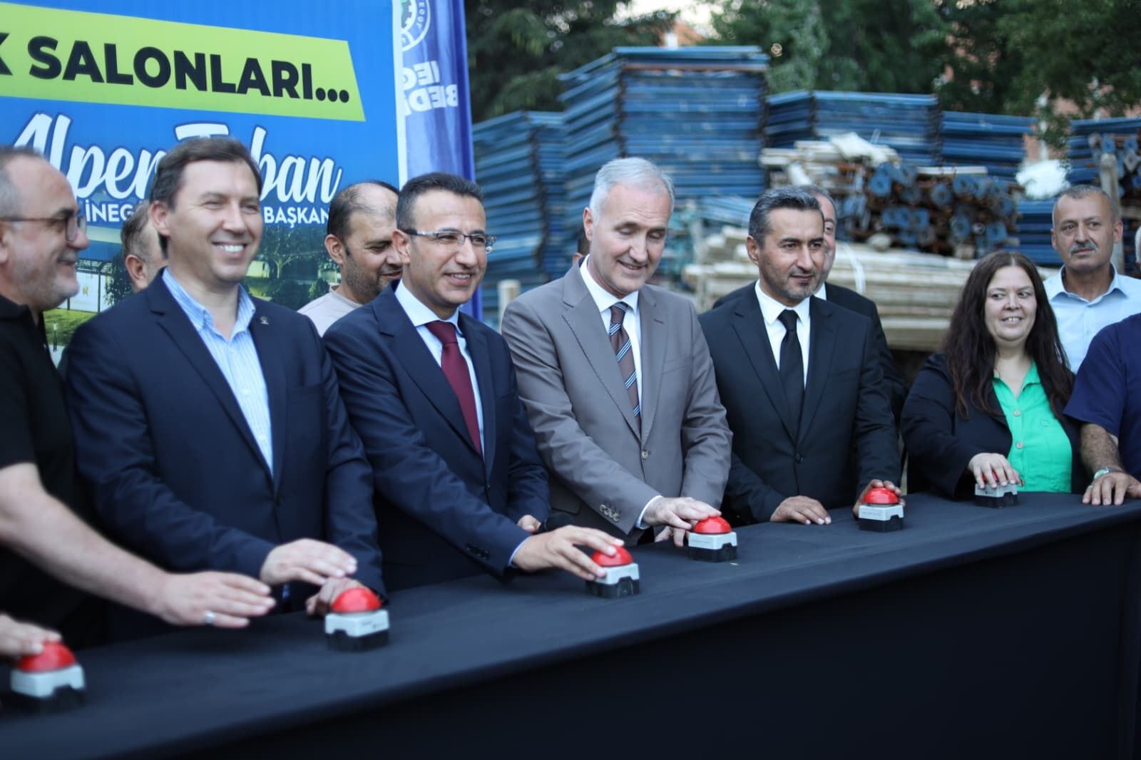 İnegöl Nikah Salonu Projesinde Temel Atma Töreni Gerçekleştirildi