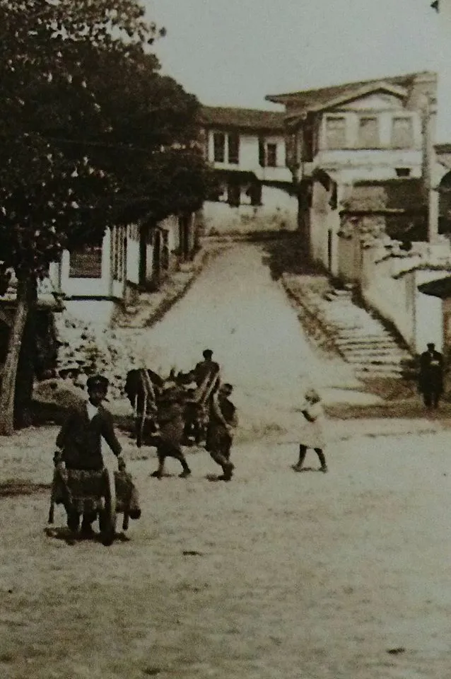 Inegöl Yunan Işgali Günleri Hükümet Meydanı Ve Hekimzade Camii Gençgazete (11)