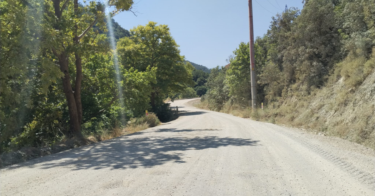 İnegöl’de 5 Mahalleyi Bağlayan Stabilize Yol Tepki Çekti (3)