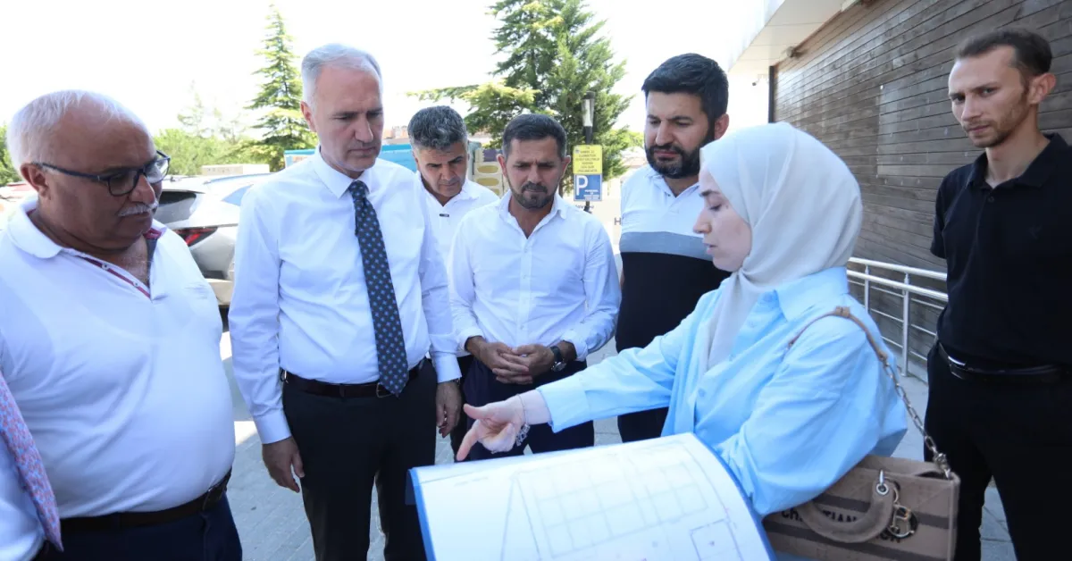 İnegöl’de Alanyurt Yüzme Havuzunun Yapımı Sürüyor (6)