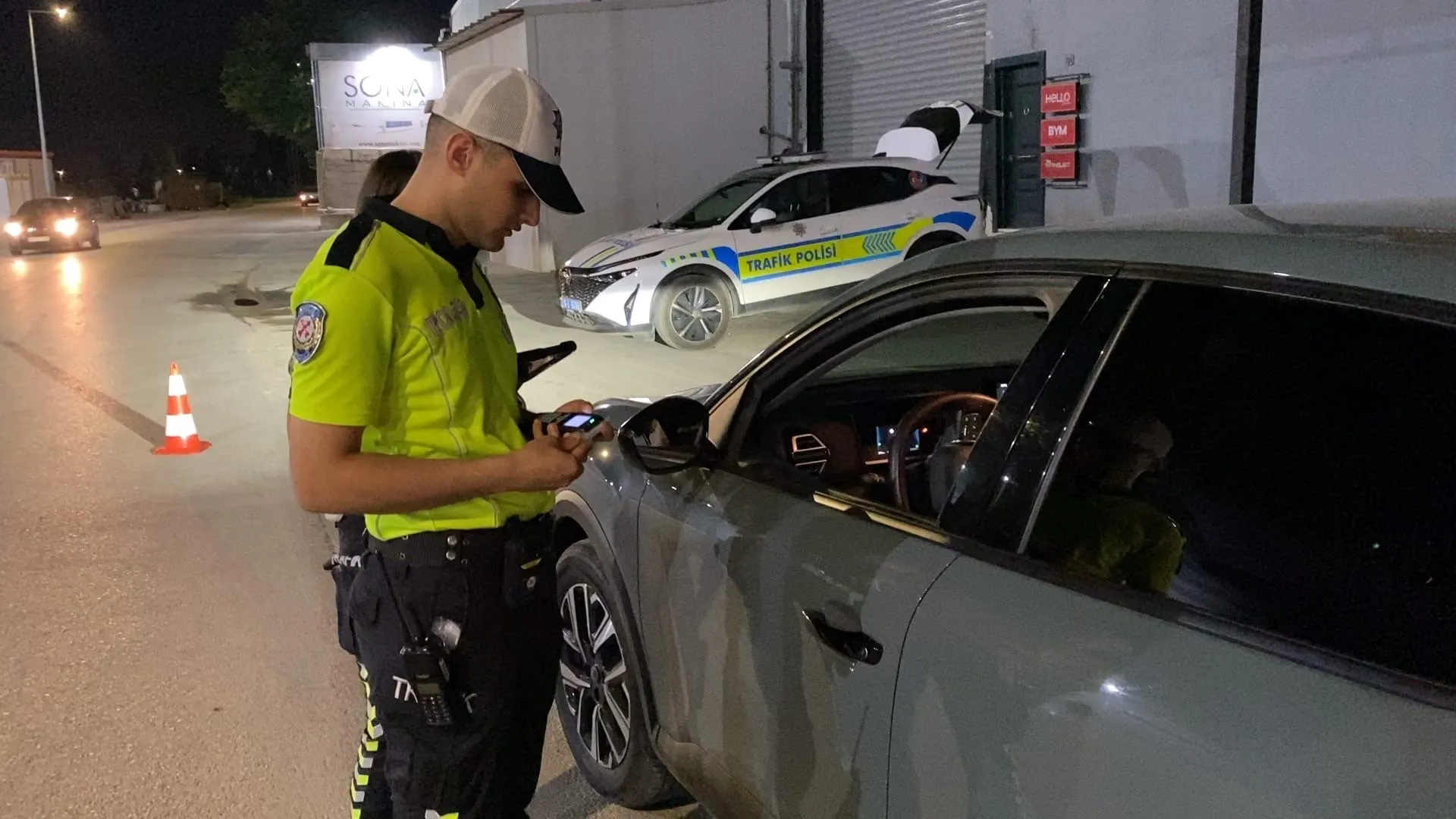 İnegöl'de Alkollü Sürücüden Ilginç Savunma Benim Ikizim Var (3)