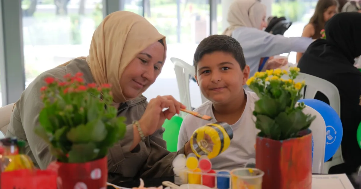 İnegöl’de Atık Plastikler Saksıya Dönüştü 30 Anne Ve 30 Çocuk Katıldı (12)