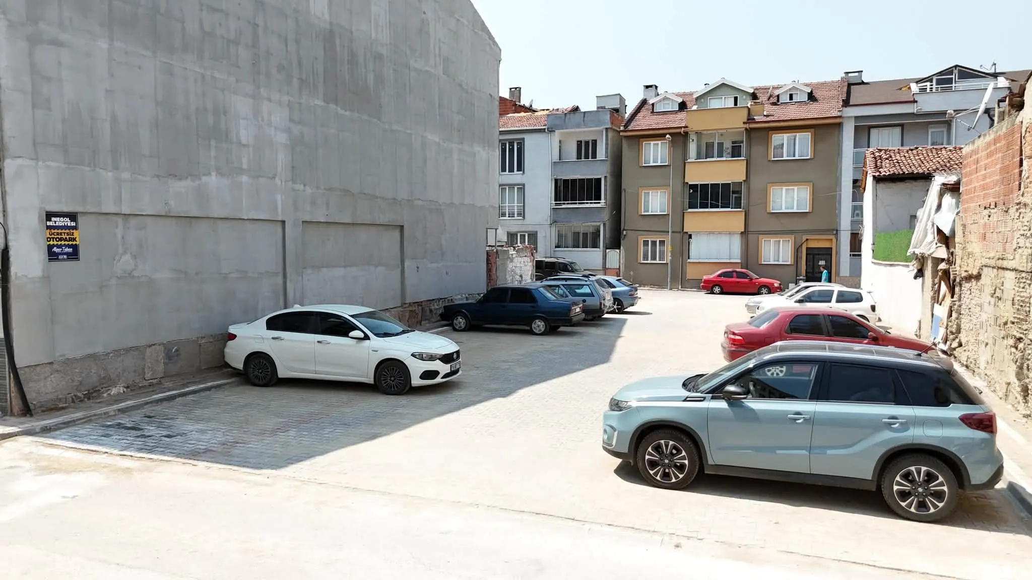 İnegöl’de Orhaniye Mahallesi’ne 16 Araçlık Yeni Otopark (3)