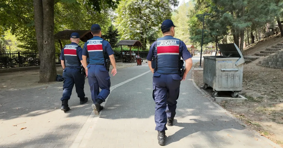 İnegöl’de Orman Yangınlarına Karşı Jandarmadan Sıkı Denetim (1)