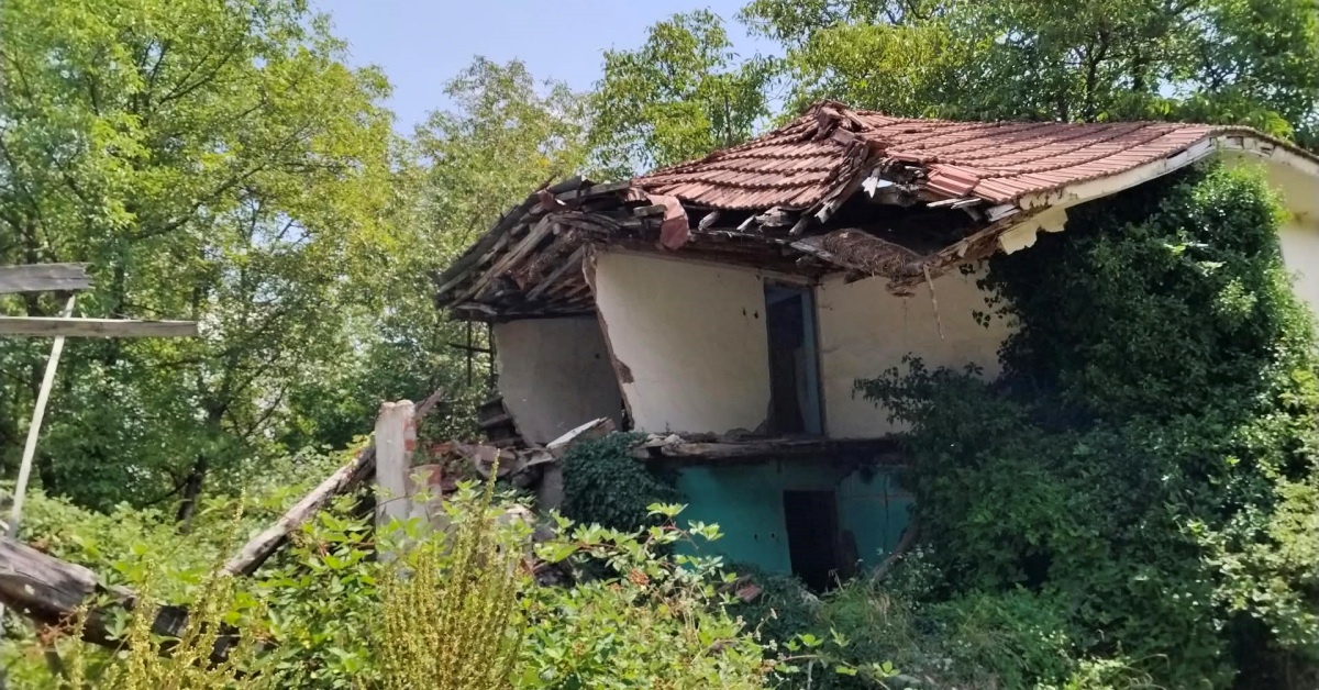 İnegöl’ün Unutulan Köyü Heyelan Sonrası Taşındılar, Geride Bu Yapılar Kaldı (5)