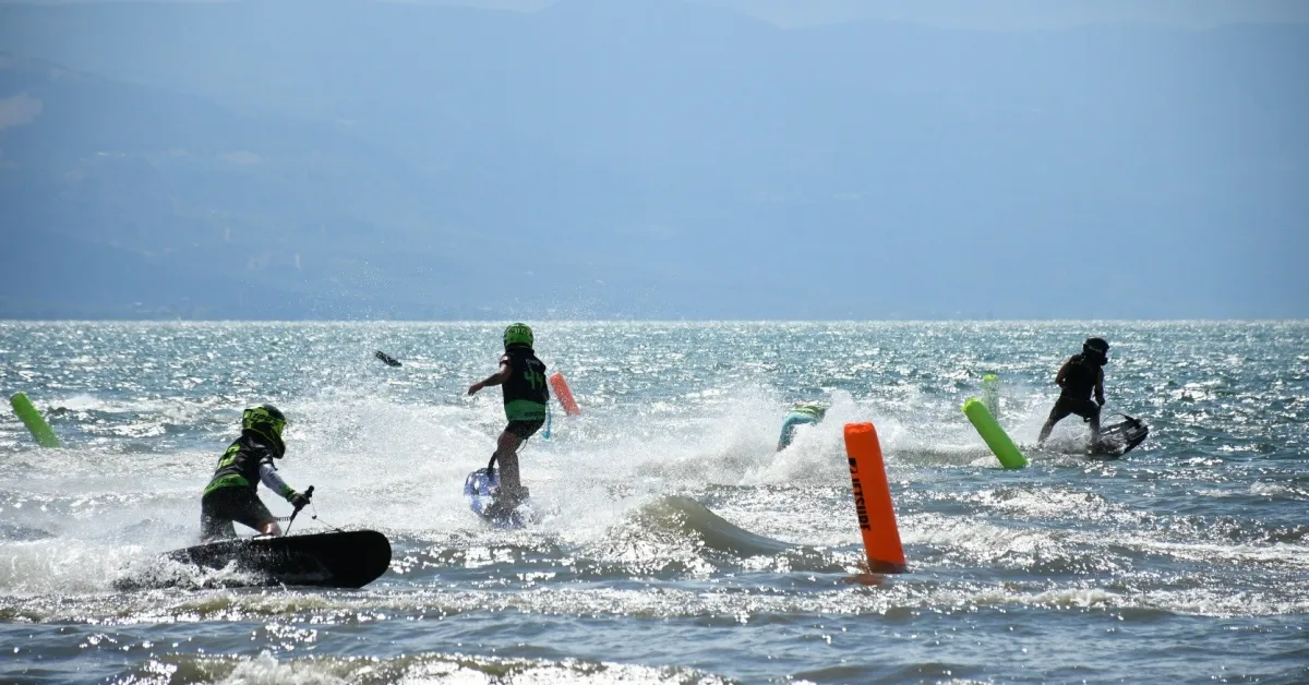 İznik Gölü’nde Motosurf Ve Sujeti Heyecanı Yaşandı (3)