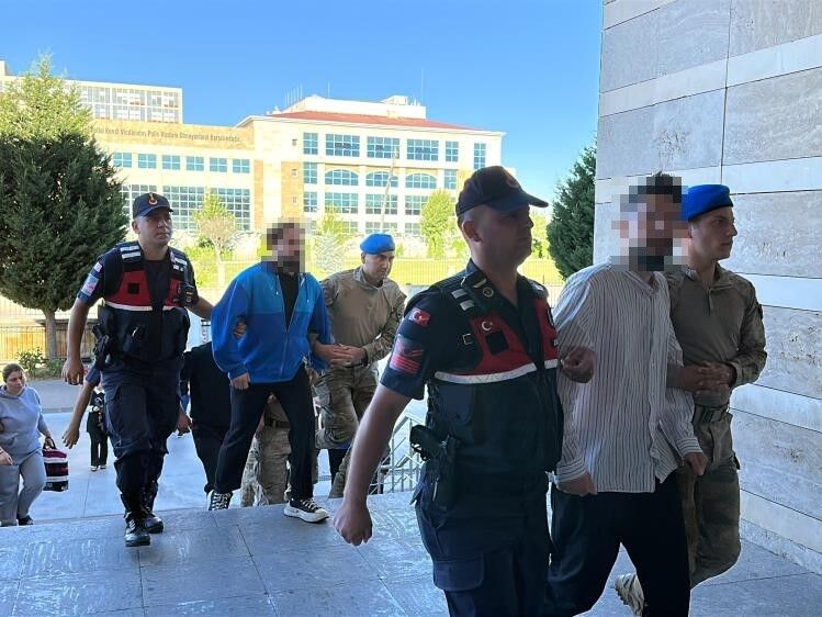 Özkan Yalım Dosyasında Yeni Gelişme! Uşak Belediyesi Soruşturmasında 9 Kişi Tutuklandı (3)