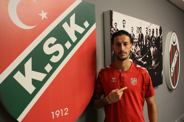 Türk Futbolunun 114 Yıllık Dev Çınarı Icraya Verildi (2)