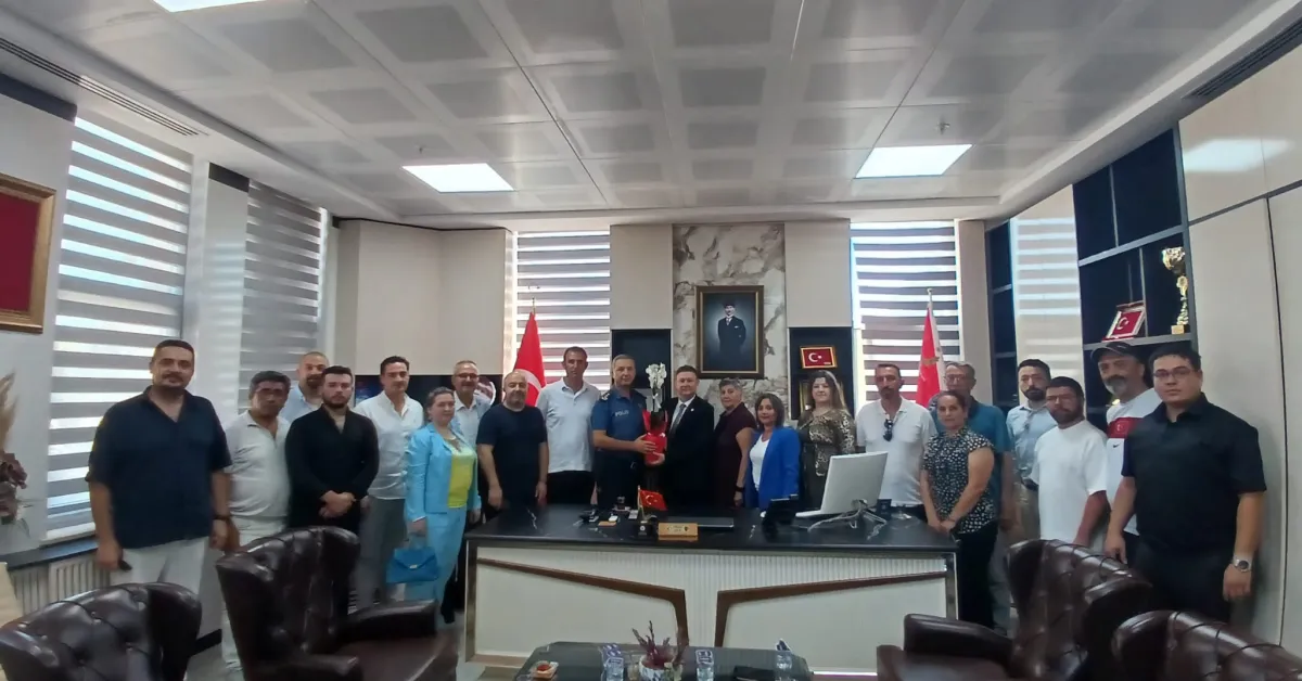 Yeni Parti İnegöl İlçe Başkanlığı’ndan Kaymakamlık Ve Emniyete Ziyaret