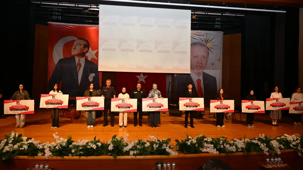 15 Temmuz Yarışmalarının Türkiye Finali Bursa’da Yapıldı (2)