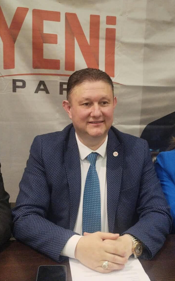 Yeni parti ilçe başkanlığı seçiminde hangi aday kaç oy aldı