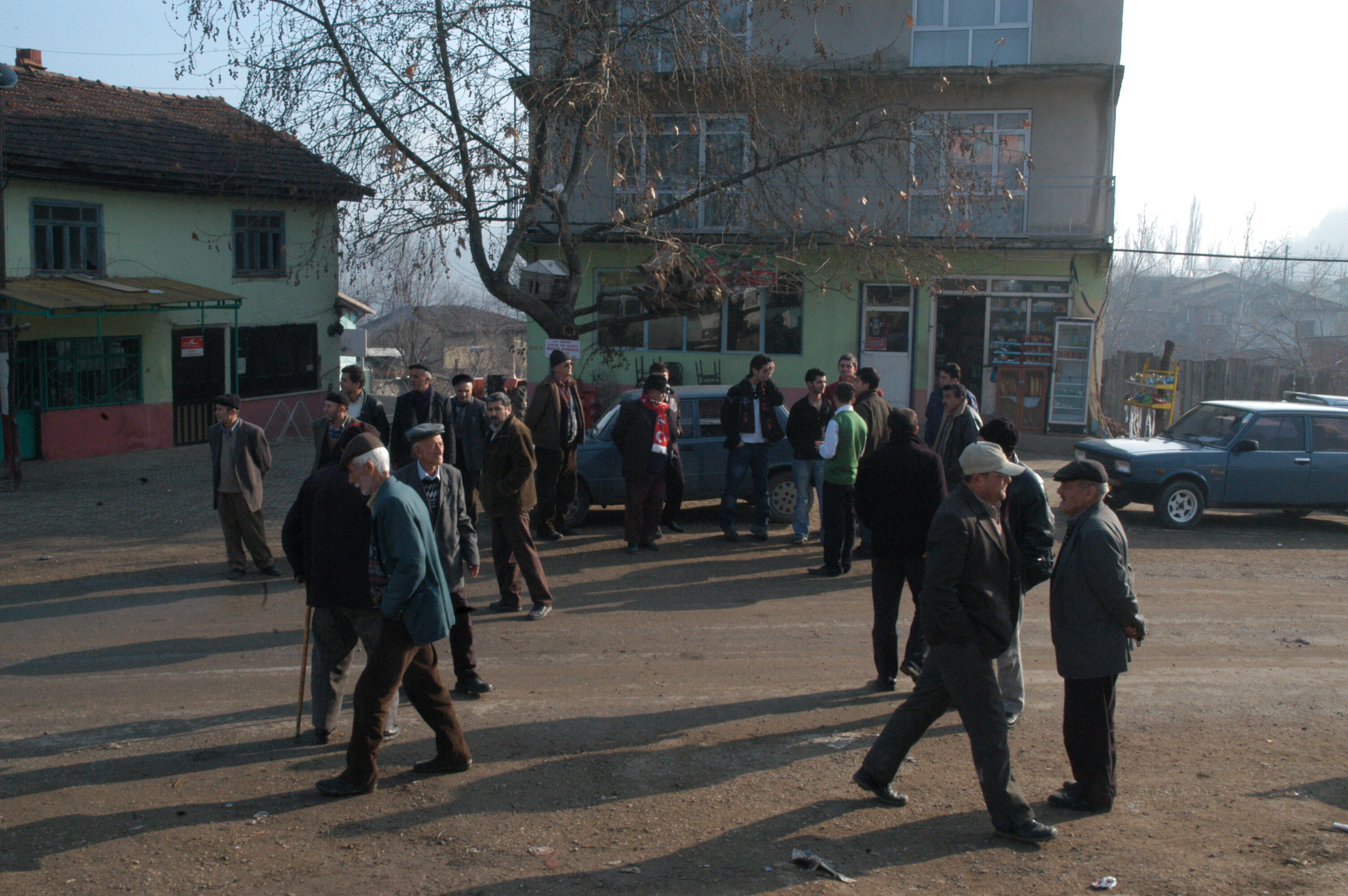 48 Yıl Sonra Gündüzlü’den Oylat Kaplıcaları'na Yol Arşivden 2008 Gençgazete (2)