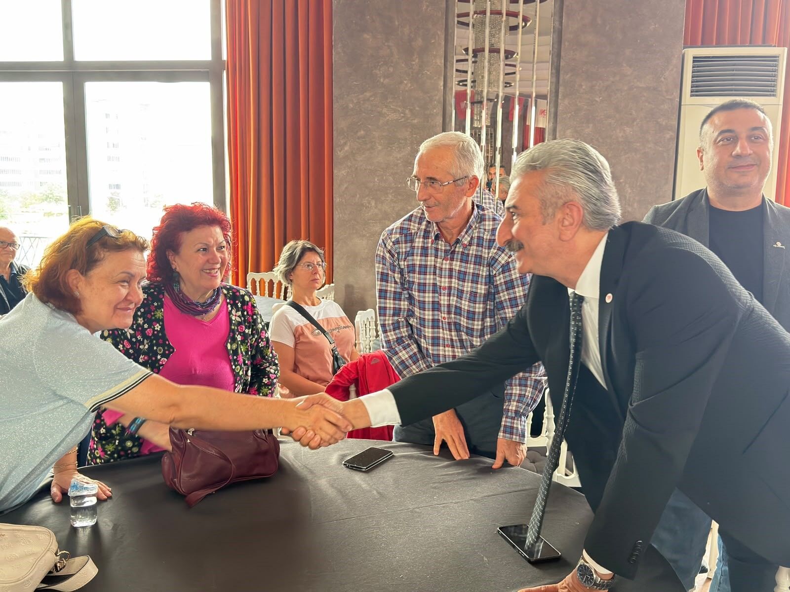 YENİ Parti Nilüfer’de seçimi Ahmet Eren Memiç kazandı: 154 pusulada aynı isim