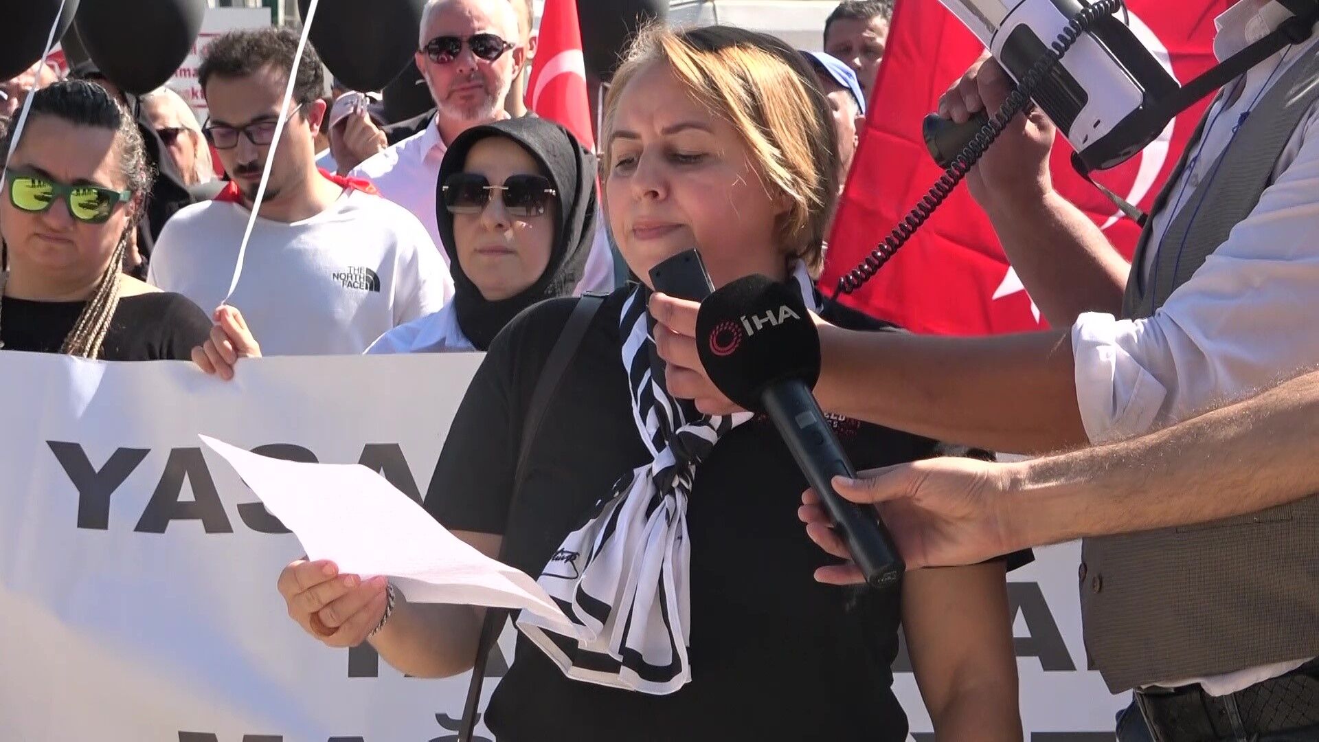 Atış Yapı Mağdurları Seslerini Duyurmaya Çalışıyorsatış Ve Hisse Devirleri Araştırılsın