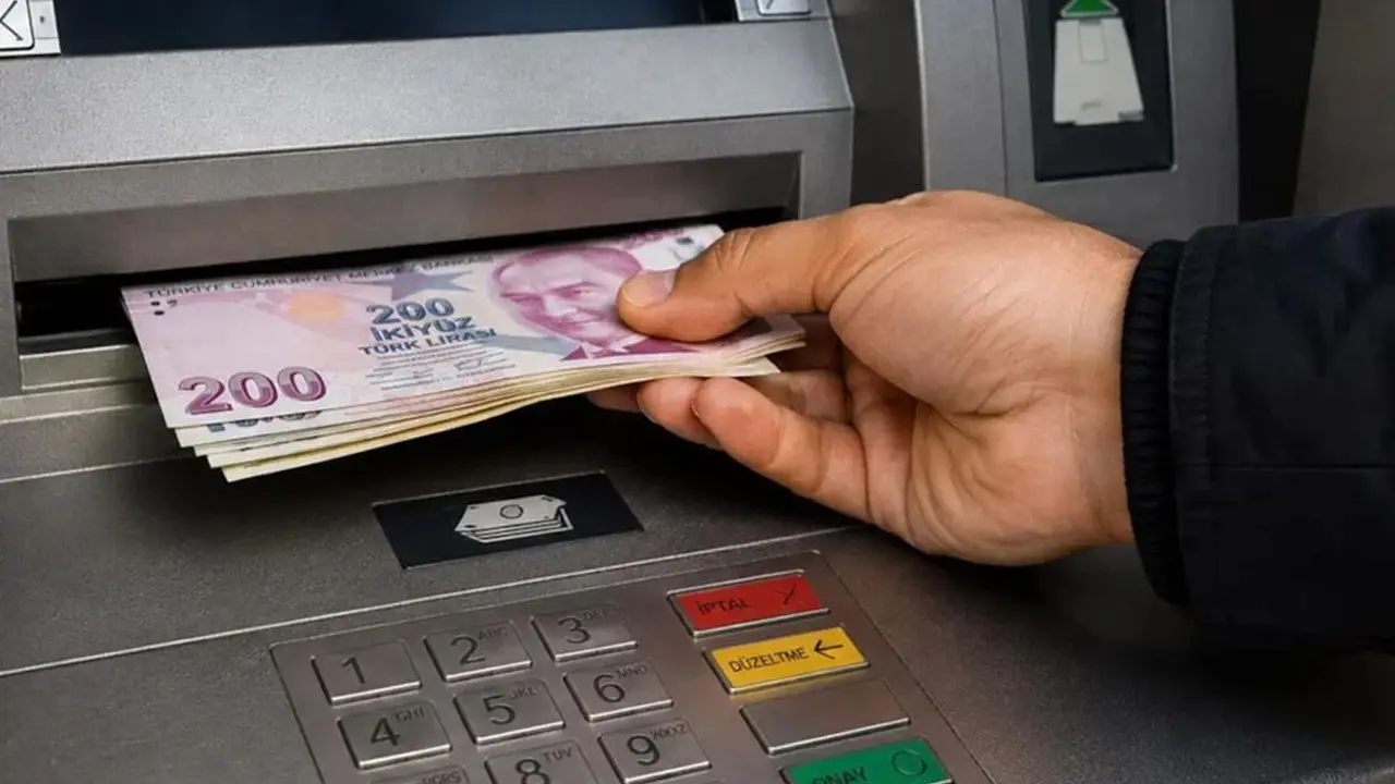 Atm'lerde Bir Devir Kapanıyor! (3)