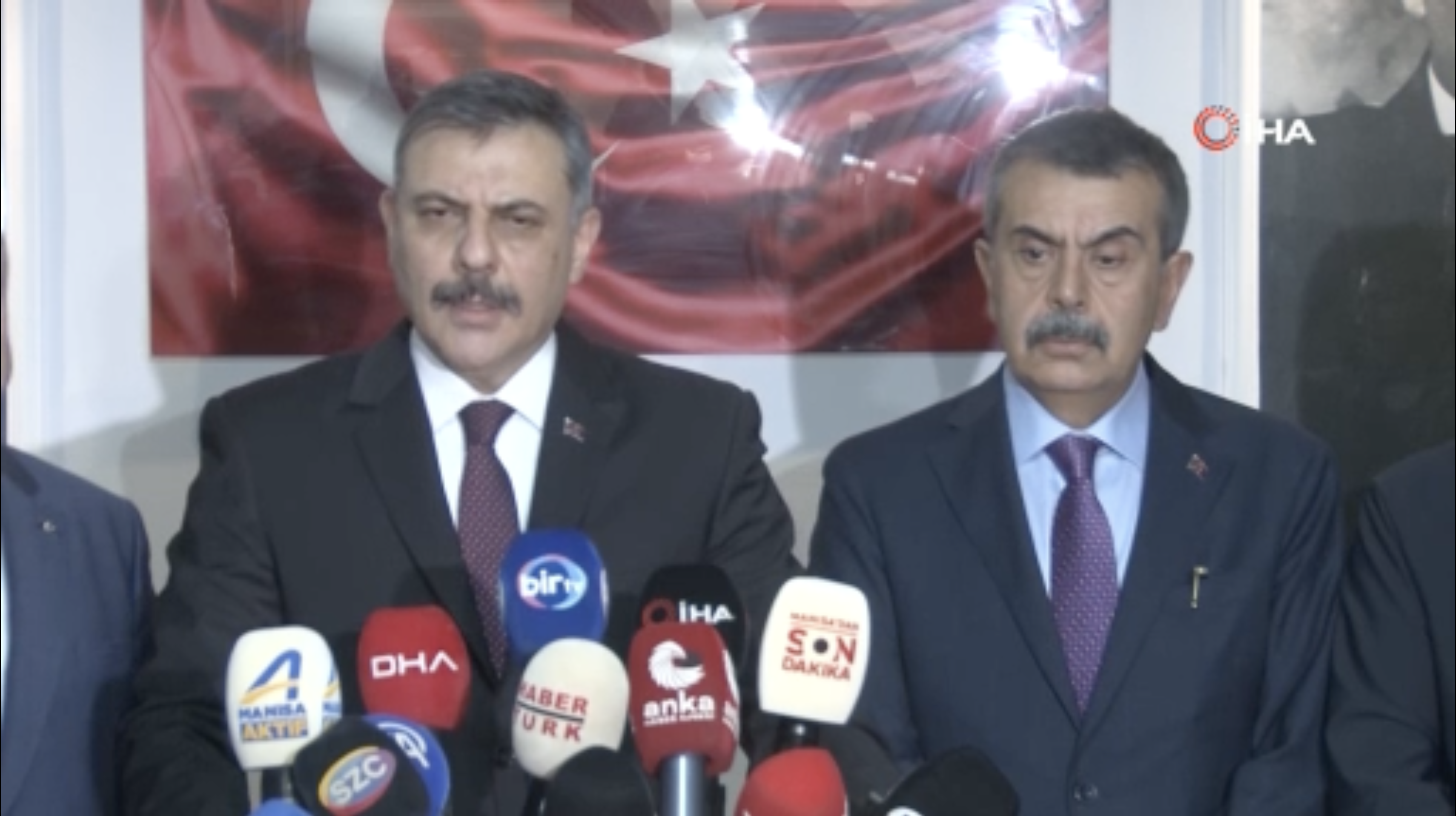 Bakan Çiftçi Turgutlu’daki Okul Saldırısına Ilişkin Konuştu“Birinci Derece Riskli Okuldu”