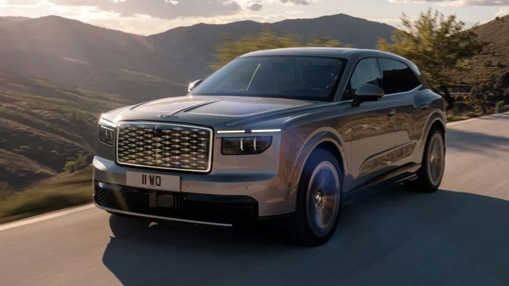 Bentley Ilk Elektrikli Otomobilini Çıkardı (1)