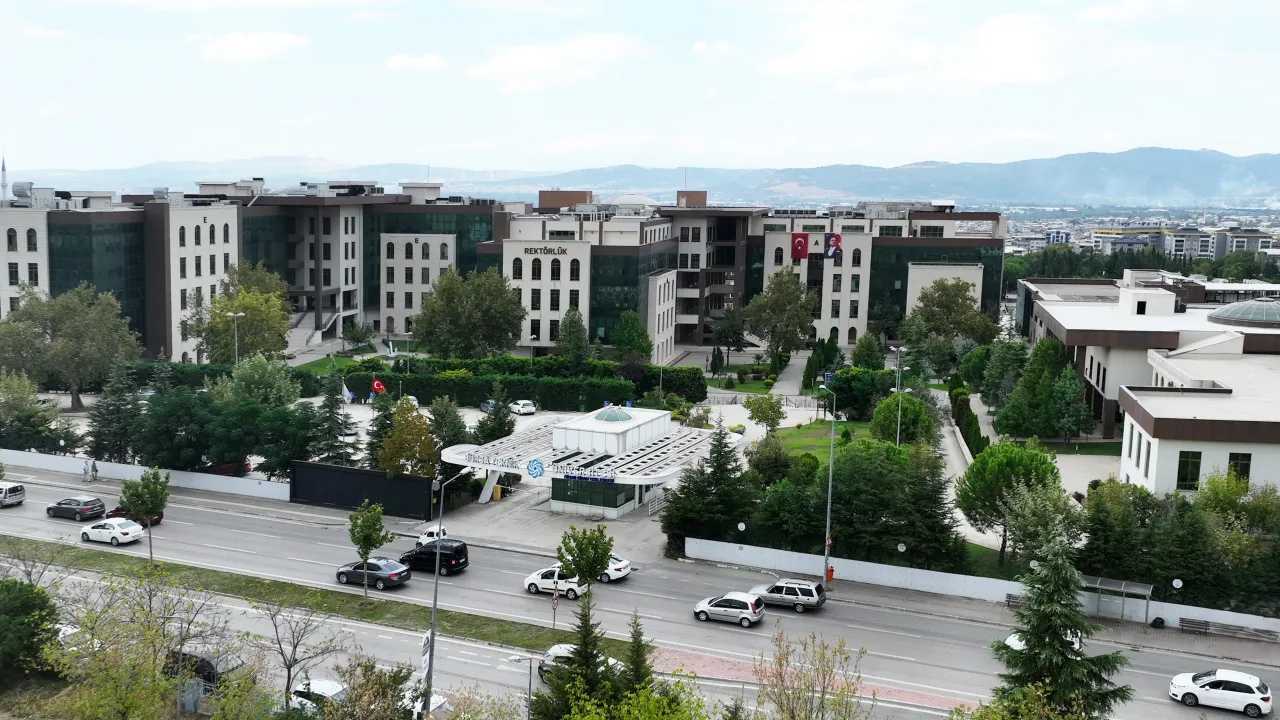 Btü’nün “Tercihten Önce Üniversiteni Yaşa” Projesinde Başvurular 30 Eylül’de Sona Eriyor (3)